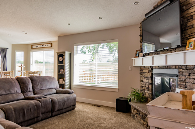 1076 E 4000 S, Vernal, UT 84078 — photo 5
