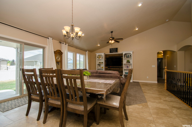 562 W 3150 S, Syracuse, UT 84075 — photo 11