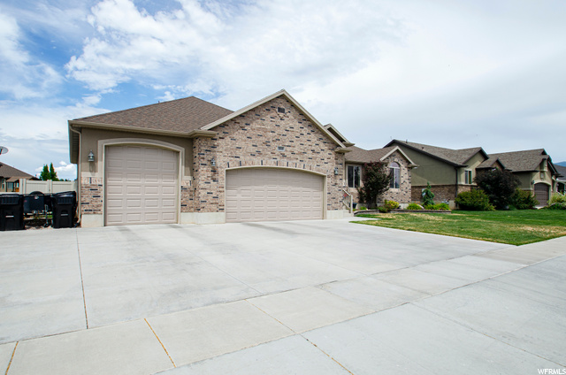 562 W 3150 S, Syracuse, UT 84075 — photo 3