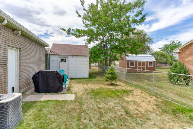 5525 S 2000 W, Roy, UT 84067 — photo 6