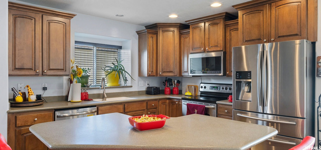 732 W 1850 S, Syracuse, UT 84075 — photo 2