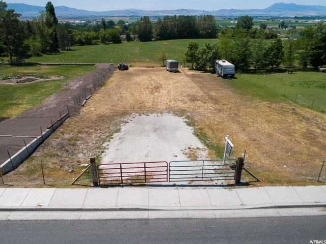 365 N 400 E, Hyde Park, UT 84318 — photo 10