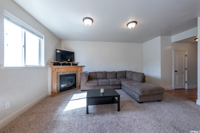 697 N 240 E, Smithfield, UT 84335 — photo 9