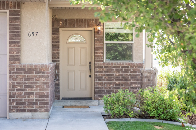 697 N 240 E, Smithfield, UT 84335 — photo 2