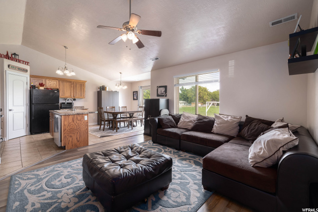 141 E 1100 S, Vernal, UT 84078 — photo 8