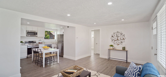 388 W 800 S, Bountiful, UT 84010 — photo 4