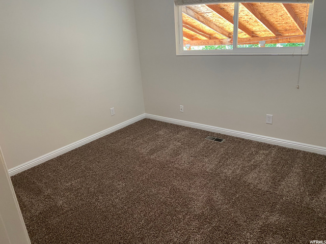 1390 Valhalla Dr, Clearfield, UT 84015 — photo 12