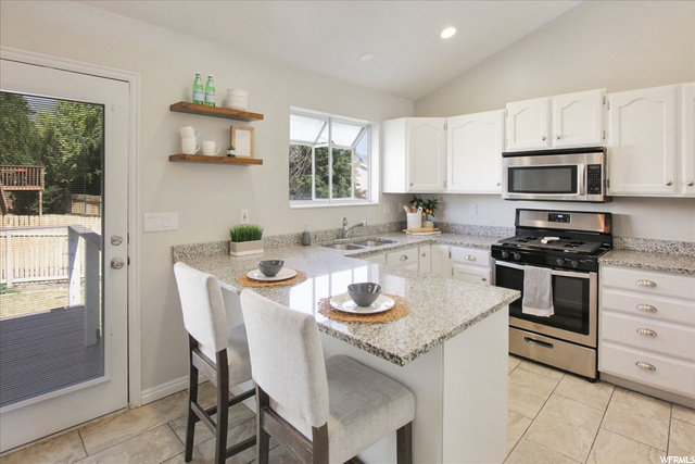 2190 N 1075 E, Layton, UT 84040 — photo 4