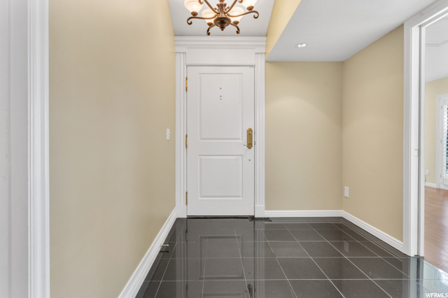 1815 S High Pointe Dr, Bountiful, UT 84010 — photo 9