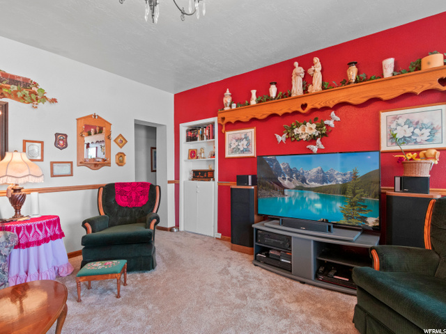 297 E 200 N, Levan, UT 84639 — photo 4