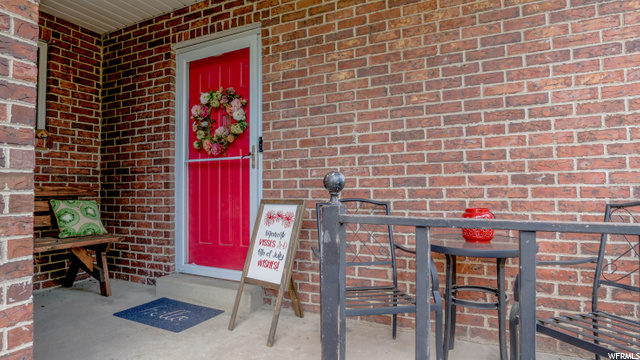 8219 S 740 E, Sandy, UT 84094 — photo 4