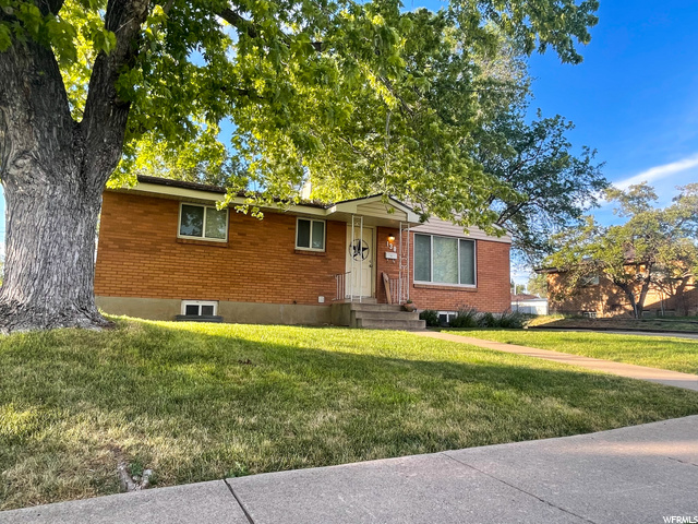 138 W 400 N, Clearfield, UT 84015 — photo 2