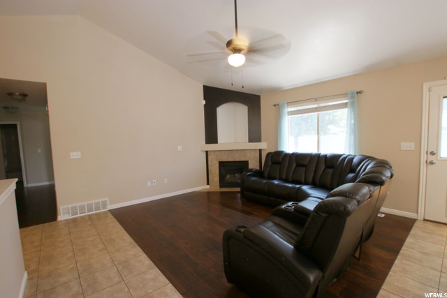 1823 N 2700 W, Clinton, UT 84015 — photo 3