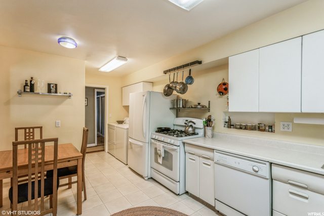 1360 E Sheridan Dr S, Ogden, UT 84404 — photo 9