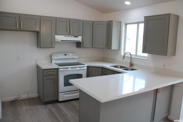 1063 N 75 W, Layton, UT 84041 — photo 9