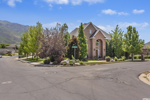 2056 E Deere Valley Dr, Layton, UT 84040 — photo 3