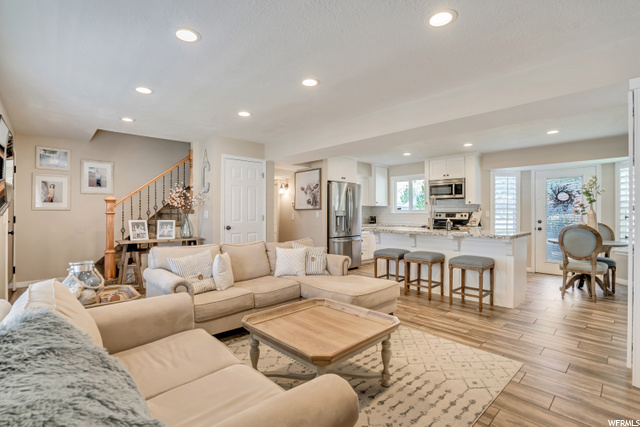 227 E 1875 Cir N, Centerville, UT 84014 — photo 10