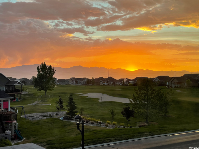 657 S Lakeview Dr, Vineyard, UT 84059 — photo 3