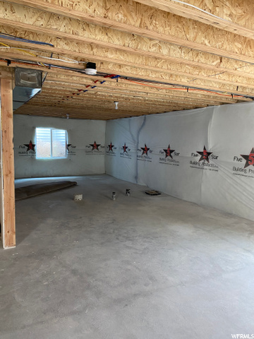 Full Unfinished Basement