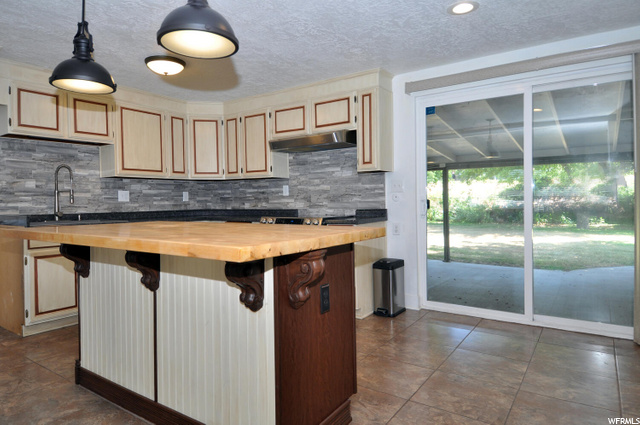 876 Sapphire Dr, Layton, UT 84041 — photo 8