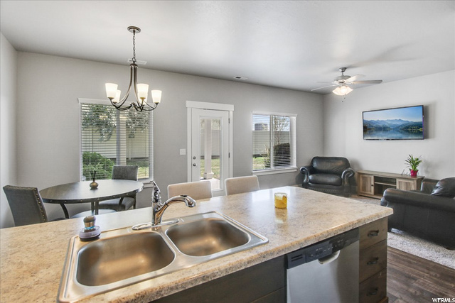 2015 Carson Ave #4, West Haven, UT 84401 — photo 9