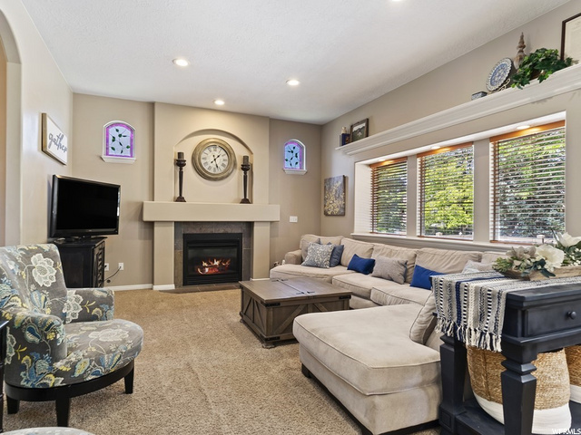 1602 Harvey Rd, Fruit Heights, UT 84037 — photo 12