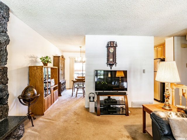 781 E Grenoble Dr, Midvale, UT 84047 — photo 6