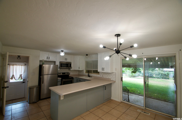 461 N 200 E, Kaysville, UT 84037 — photo 2