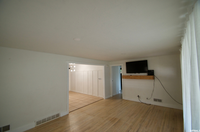 461 N 200 E, Kaysville, UT 84037 — photo 5
