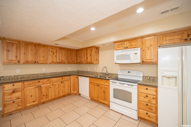 732 E Southfork Dr, Draper, UT 84020 — photo 4