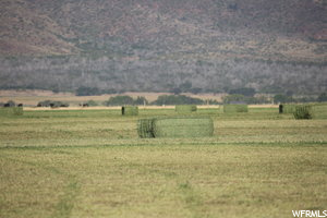 Highw, New Harmony, UT 84757 — photo 2