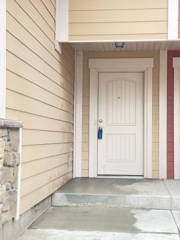 382 S 1320 E, Hyrum, UT 84319 — photo 2