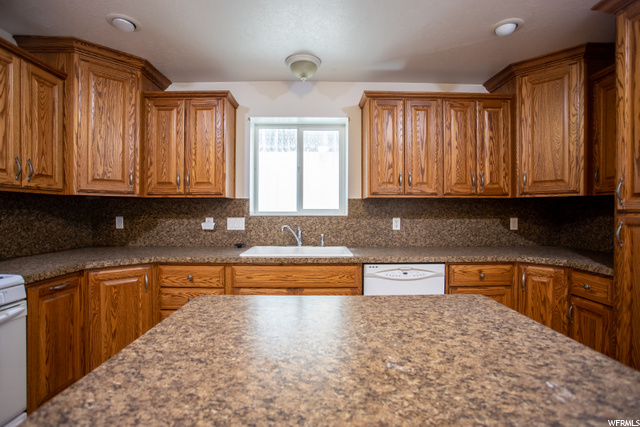 2228 W 6000 S, Roy, UT 84067 — photo 2