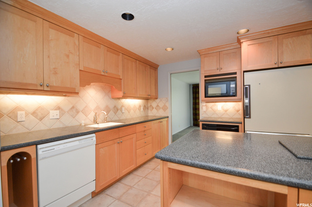 930 N Stonybrook Rd E, Kaysville, UT 84037 — photo 4