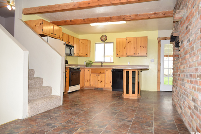 205 S Main St, Clawson, UT 84516 — photo 7