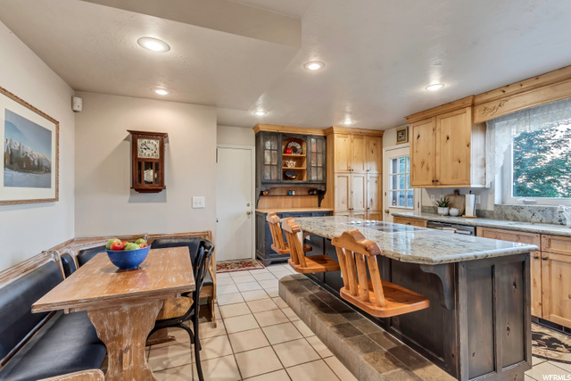 2623 E Willow Bend Dr, Sandy, UT 84093 — photo 11