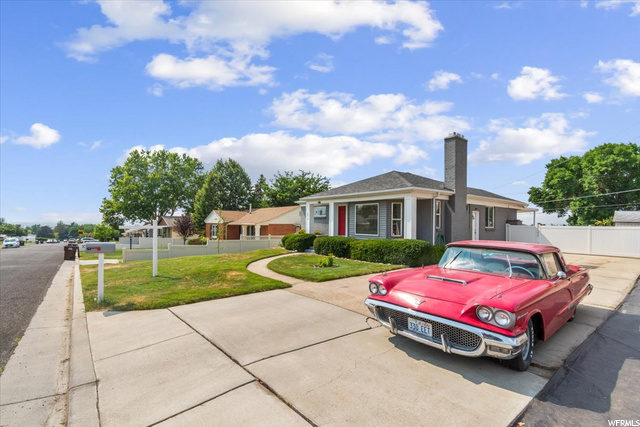 692 W 3500 S, Bountiful, UT 84010 — photo 2