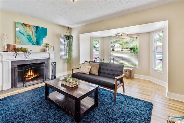 692 W 3500 S, Bountiful, UT 84010 — photo 5
