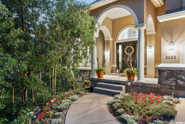 3363 E Oak Hollow Cir S, Sandy, UT 84093