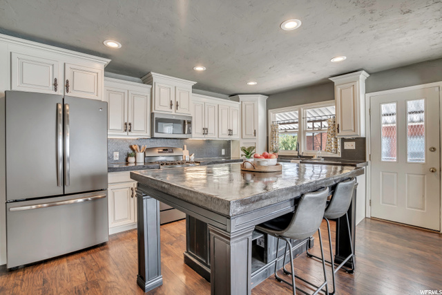 155 S 300 E, Kaysville, UT 84037 — photo 10