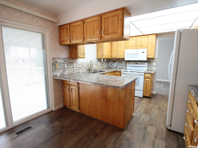 2043 W 1300 N, Clinton, UT 84015 — photo 10