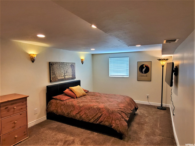 Spacious Master Bedroom Downstairs