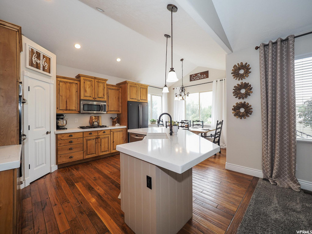 Kitchen/Dining Upstairs