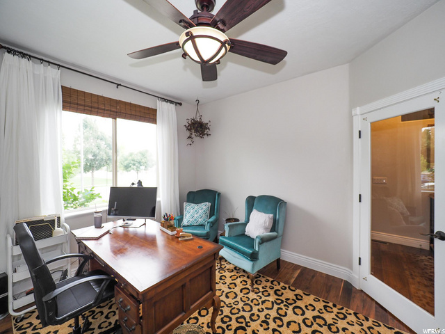 Office/Den Upstairs