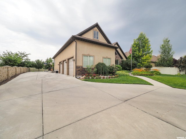 Side/3 Car Garage