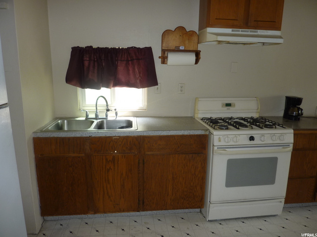 390 N 200 E, Monroe, UT 84754 — photo 7
