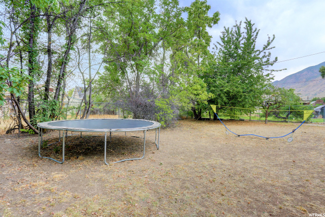141 E Center St, Springville, UT 84663 — photo 10
