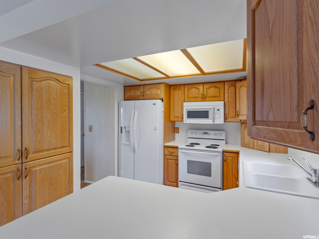 1023 E 400 S, Layton, UT 84041 — photo 8