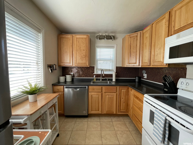 1991 N Main St, Centerville, UT 84014 — photo 6