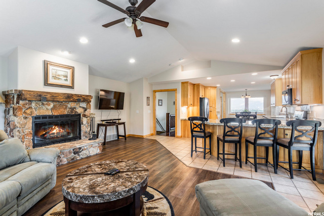 521 E Valley Dr, Heber City, UT 84032 — photo 2